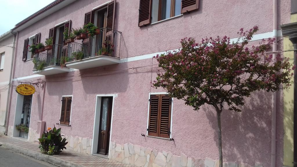 Canne Al Vento Теулада Экстерьер фото