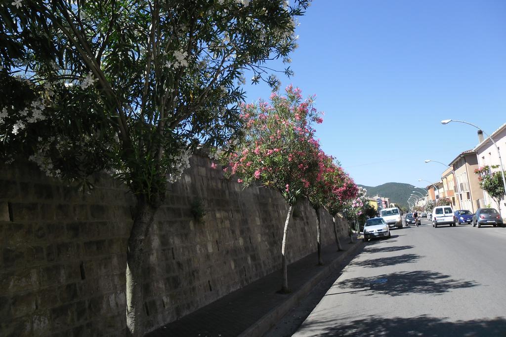 Canne Al Vento Теулада Экстерьер фото