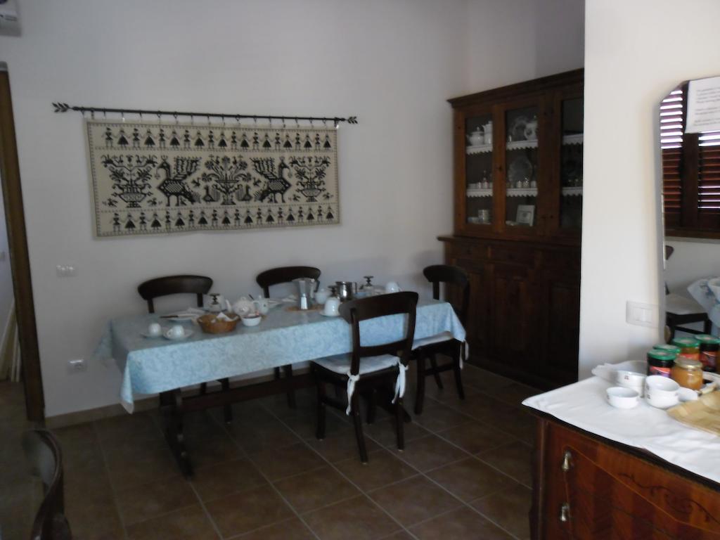 Canne Al Vento Теулада Экстерьер фото