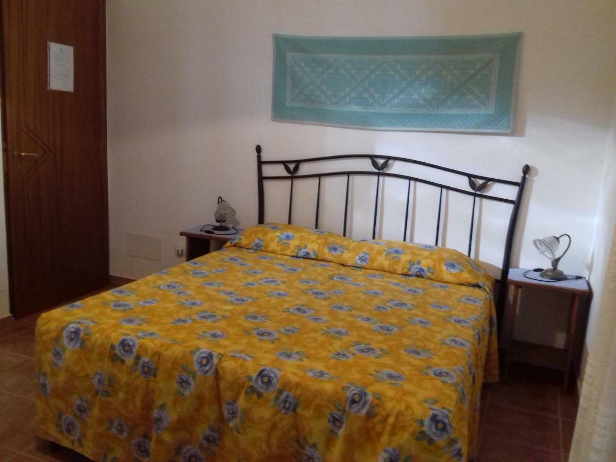 Canne Al Vento Теулада Экстерьер фото